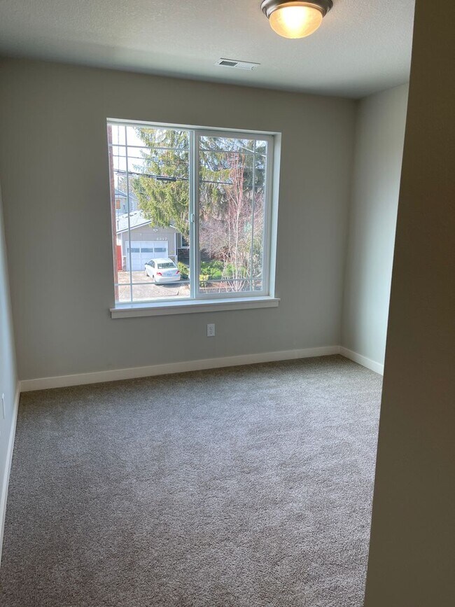 Building Photo - Beautiful 3br/2ba House Available Soon!