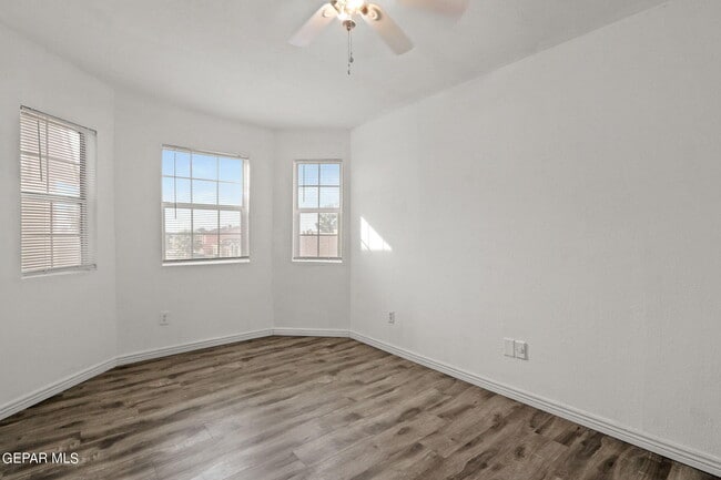 Building Photo - 636 Paseo Hermoso Dr