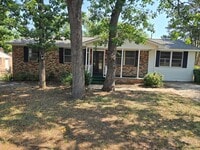 Building Photo - Southeast Columbia