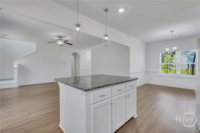 Building Photo - 184 Sawgrass Dr