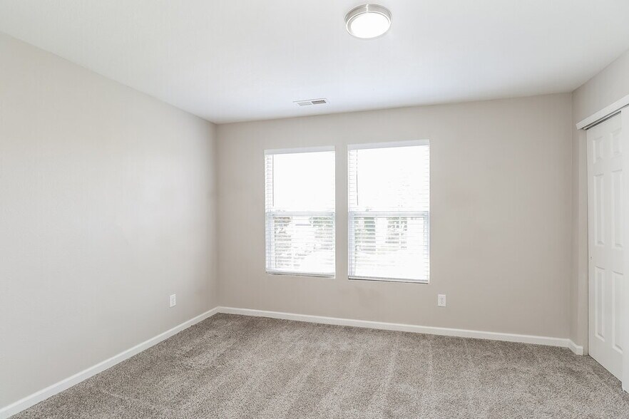 Building Photo - 4142 Kellybrook Dr
