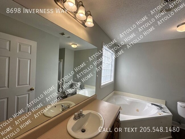 Building Photo - 8698 Inverness Way