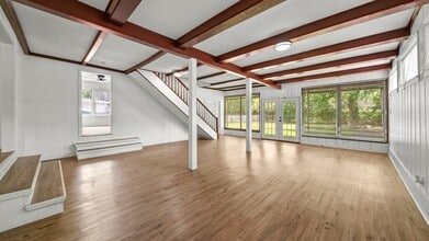 Building Photo - 8327 Bonner Dr