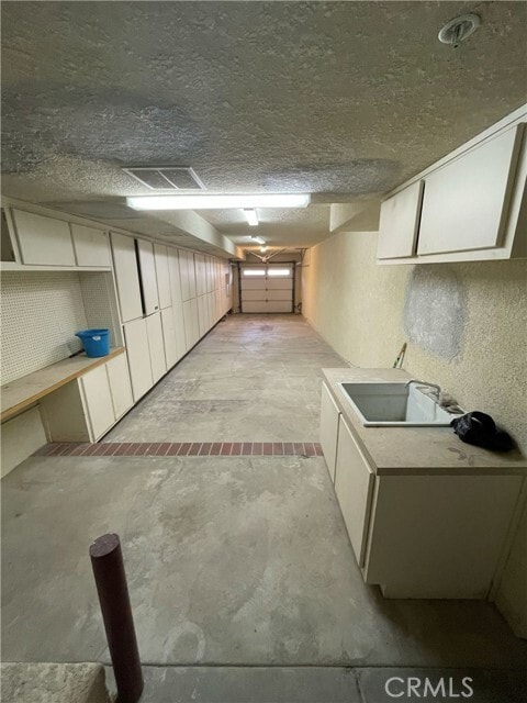 Building Photo - 138 W Canada