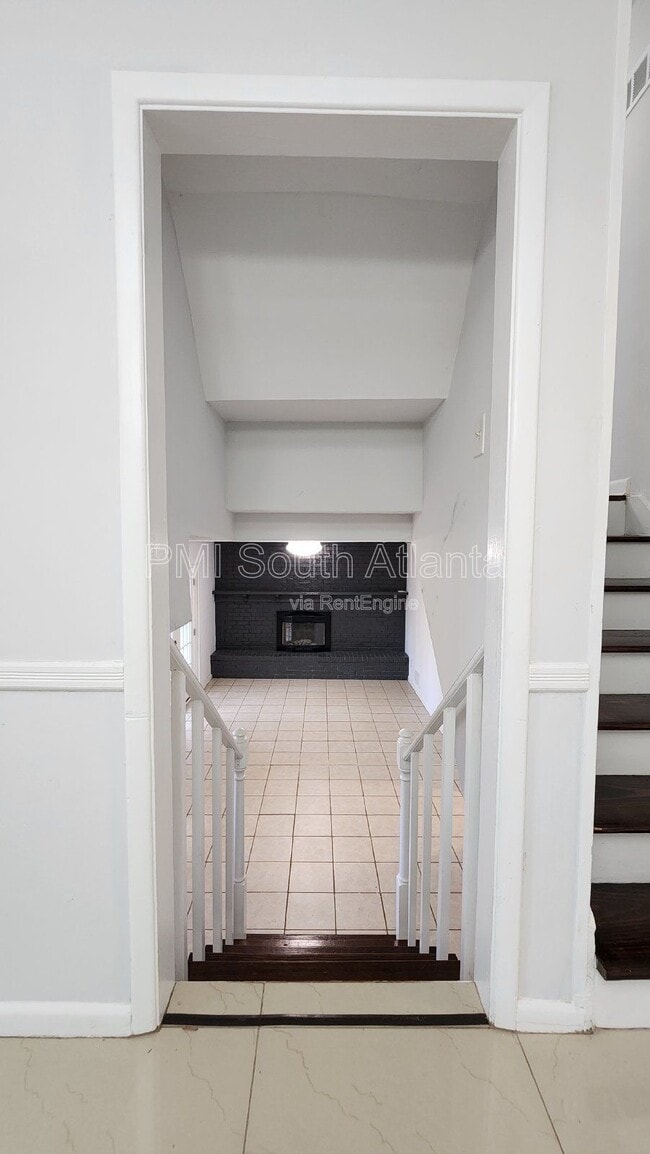 Building Photo - 67 Heron Dr