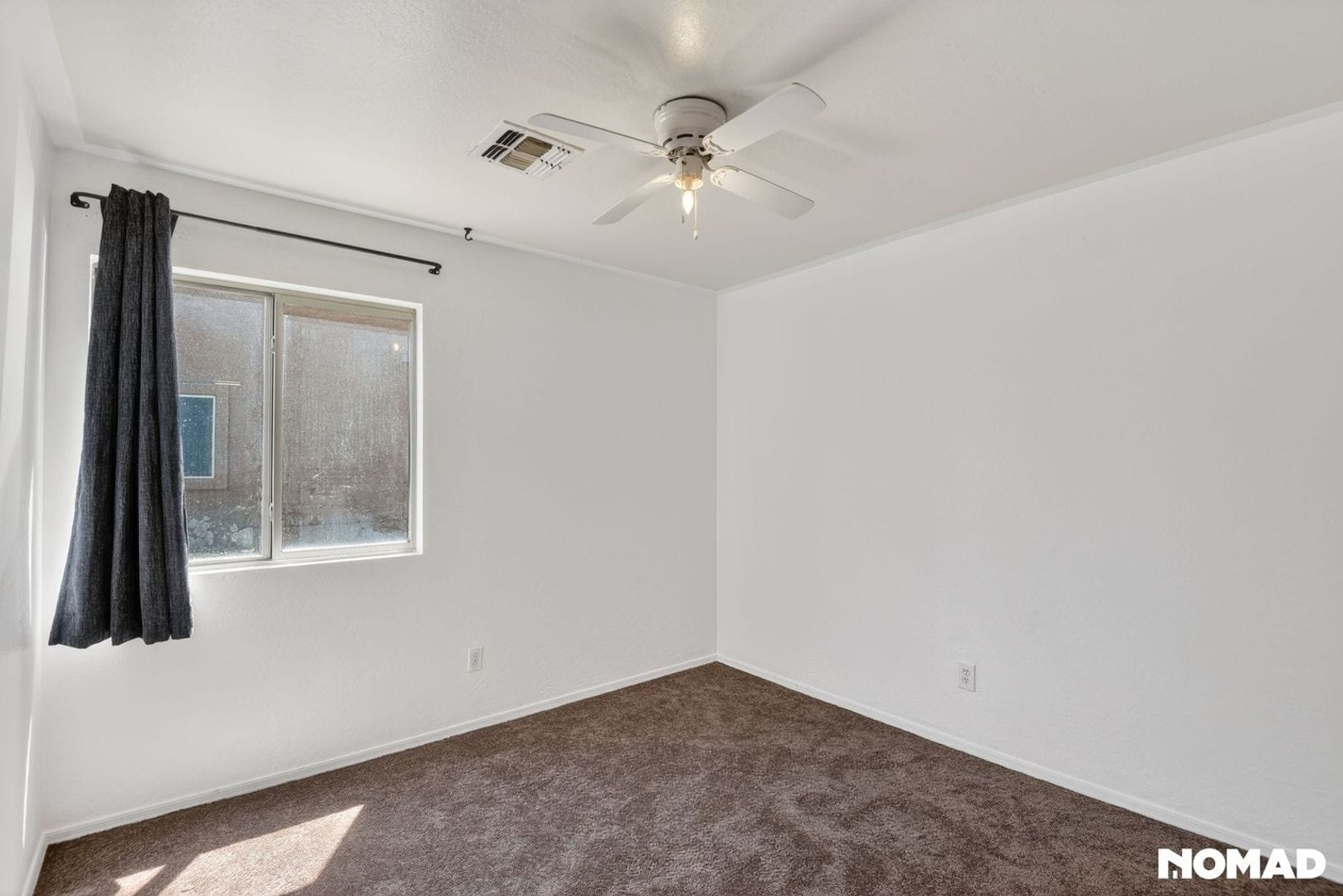 Building Photo - 5719 S 31st Dr