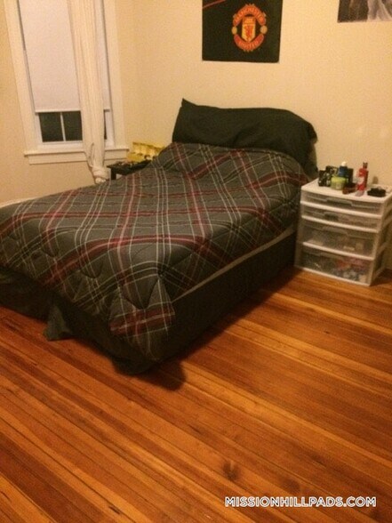 Building Photo - 107 Fisher Ave