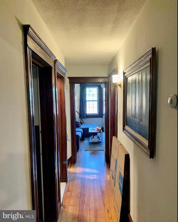 Building Photo - 715 Hallowell St