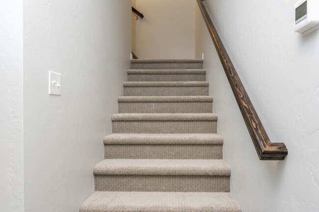 Building Photo - 248 N Caracaras Way