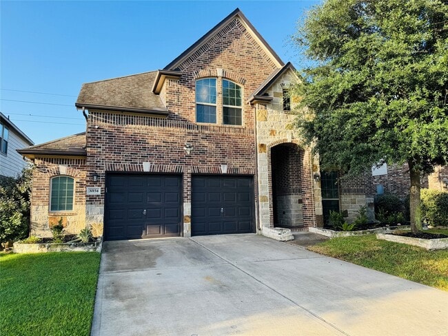 Building Photo - 30154 Southern Sky Dr