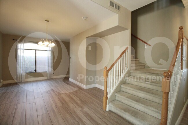 Building Photo - 4604 E Prickly Pear Trail