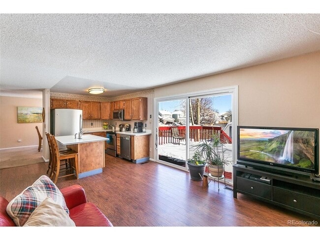 Building Photo - 5504 S Zang St