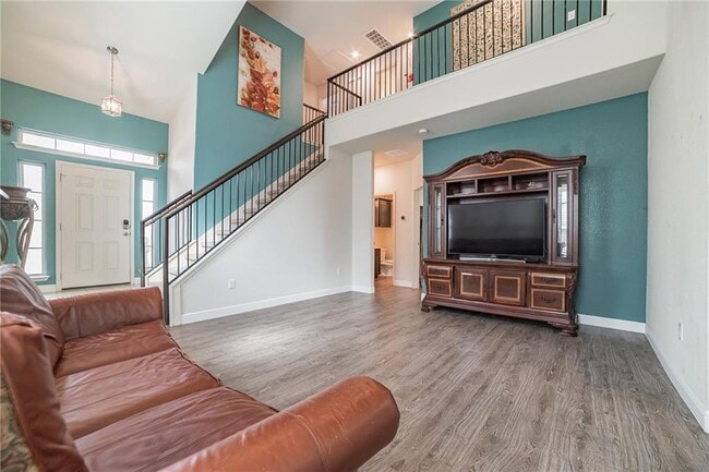 Building Photo - 308 Potters Peak Way