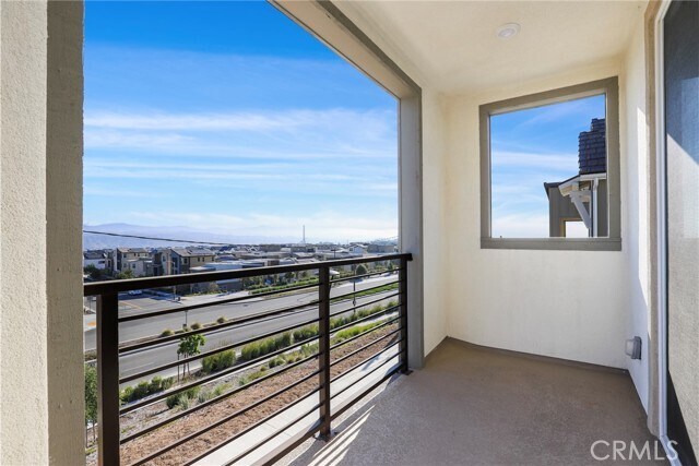 Building Photo - 27213 Tamarack Ln