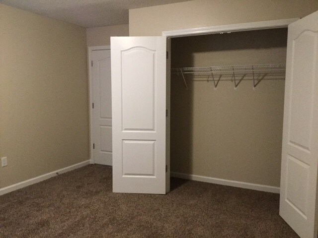 Building Photo - 1671 Brimhill Ln