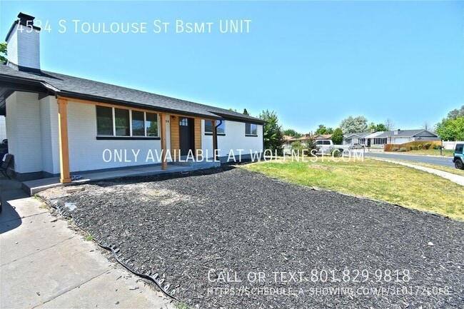 Building Photo - 4534 Toulouse St