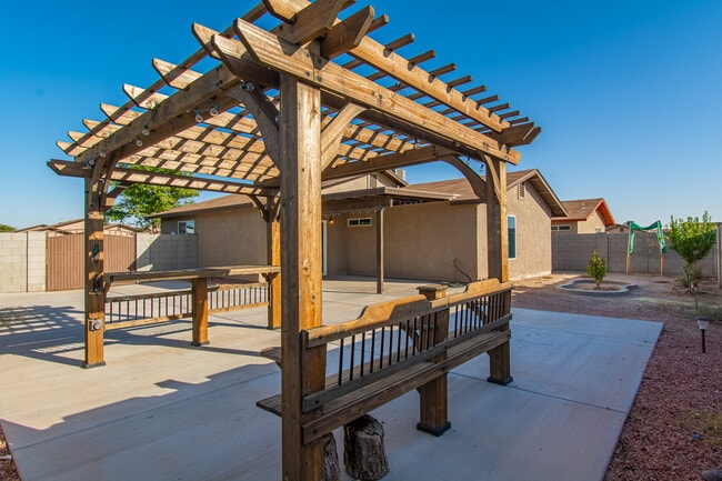 Backyard - 3814 S Laura Way