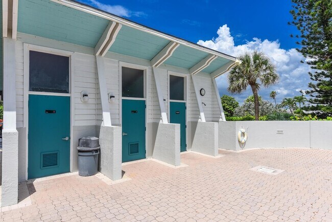 Building Photo - 1357 NE Ocean Blvd
