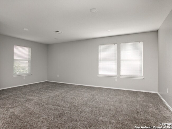 Building Photo - Spacious 5BR Home in NW San Antonio | Deck, High Ceilings & Prime Alamo Ranch Location