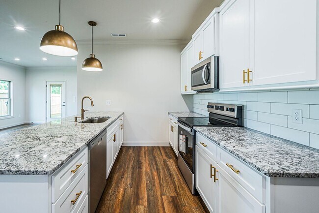 Building Photo - Single Family New Construction