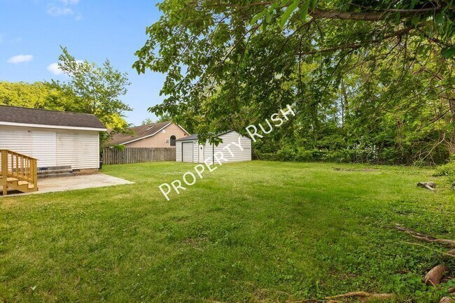 Building Photo - 3404 Frawley St
