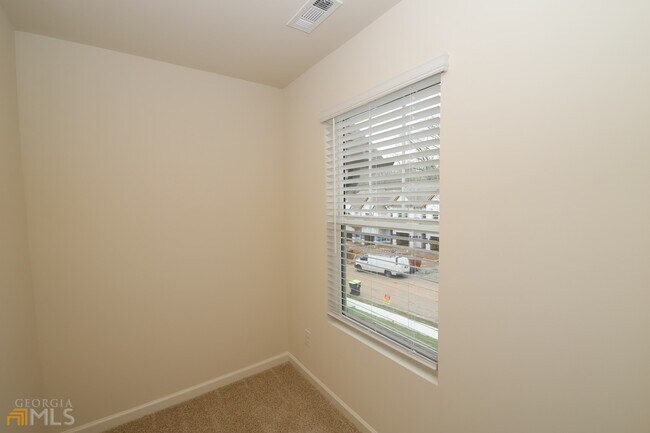 Building Photo - 85 Chastain Cir