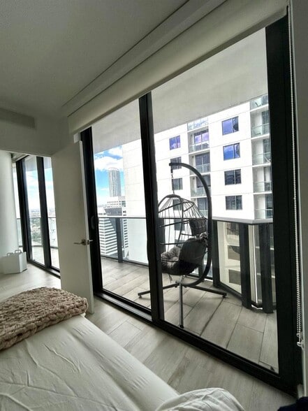 Building Photo - 55 SW 9th St