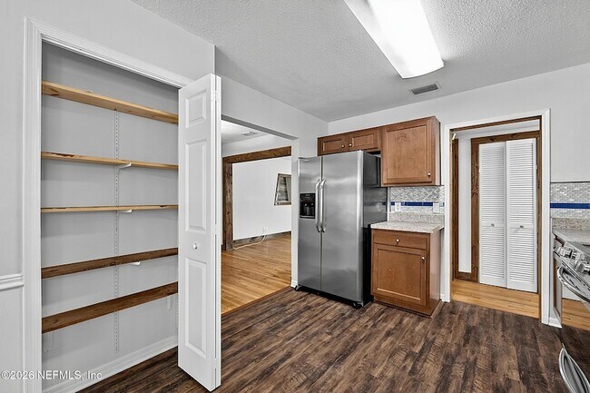 Building Photo - 4603 Jammes Rd