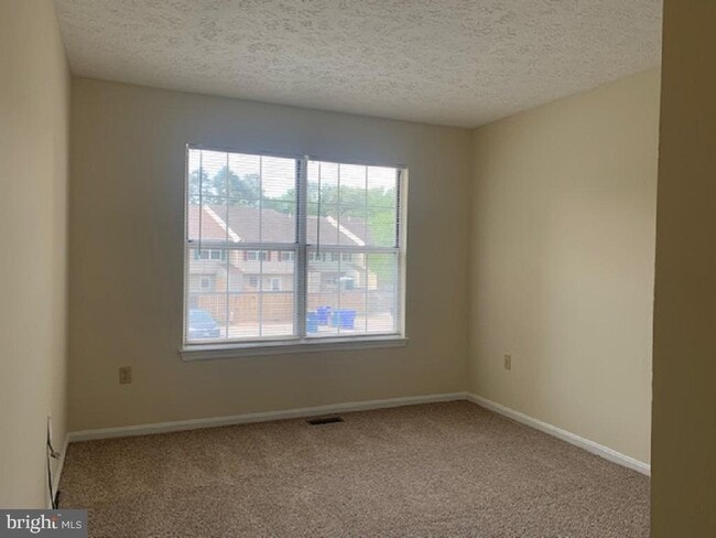 Building Photo - 6012 Red Wolf Pl