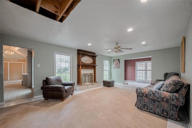 Building Photo - 4015 Black Locust Dr