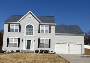 Building Photo - 6166 Downs Ridge Ct