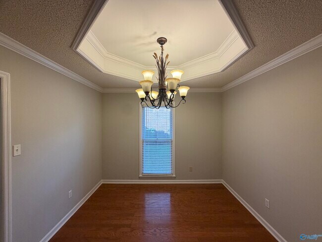 Building Photo - 2410 Brookline Ct S W