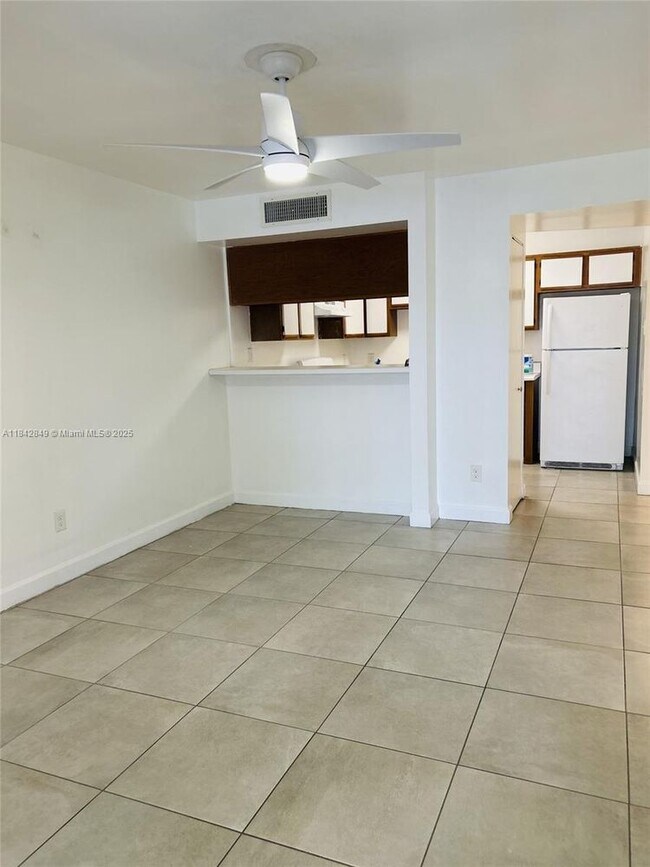 Building Photo - 15325 SW 106th Terrace