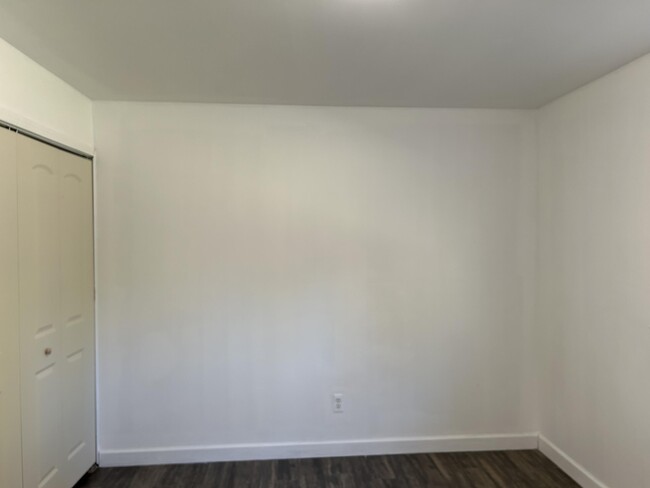 Building Photo - 12757 De Cook Dr