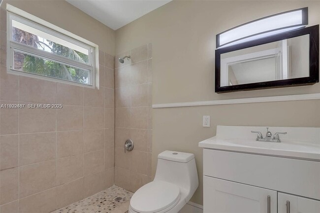 Building Photo - 9241 SW 204th Terrace