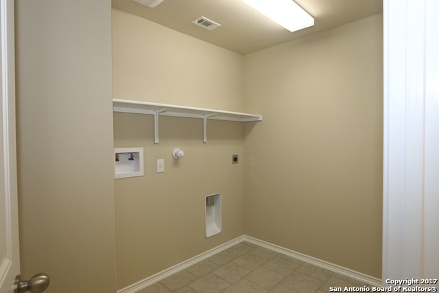 Building Photo - 8702 Hudson Holw
