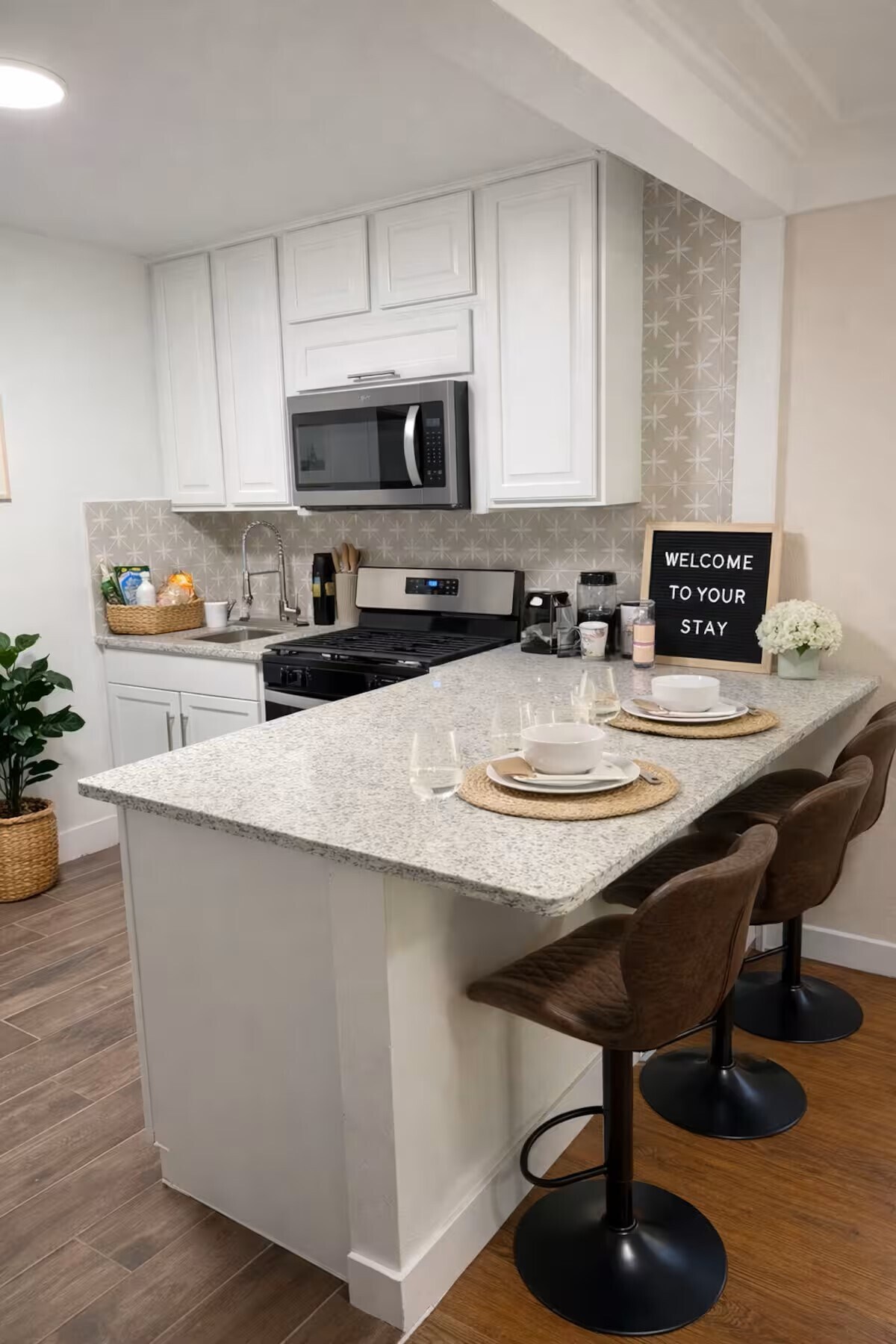 Building Photo - 3711 Nashville Ave