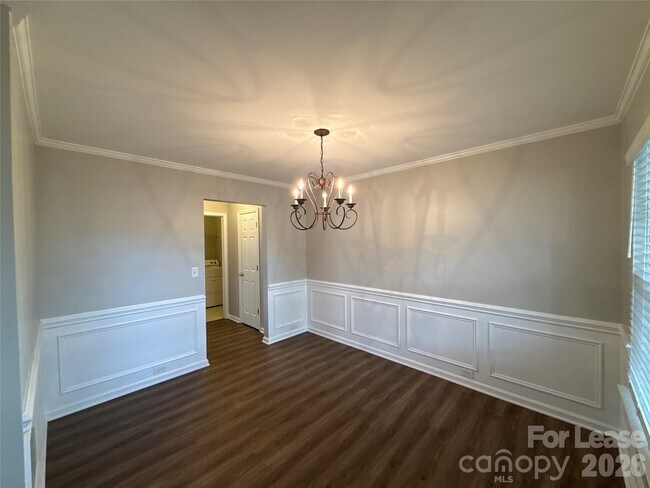 Building Photo - 9407 Pepperidge Ave NW