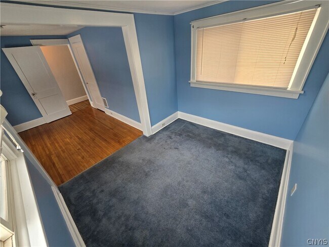 Building Photo - 232 Nichols Ave