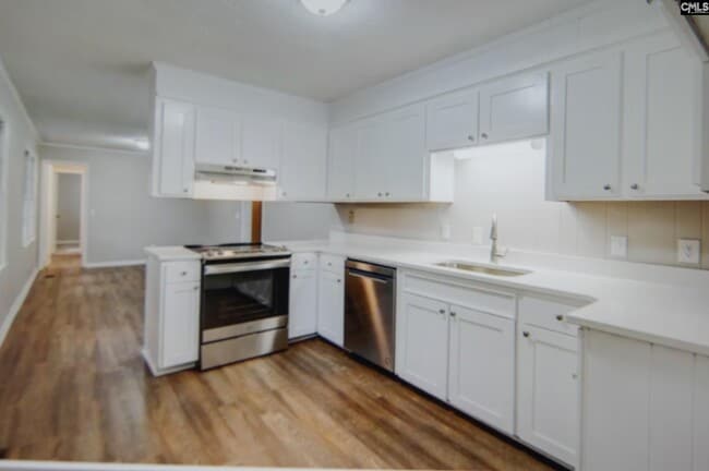 Building Photo - 2475 Drexel Dr