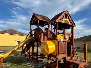 Building Photo - 20478 Oak Hollow Ln