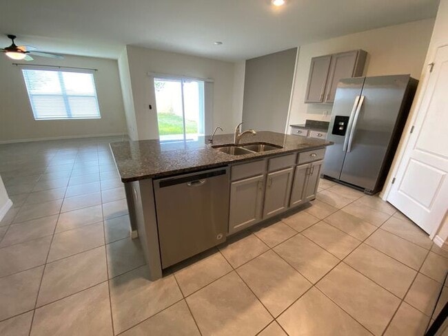 Building Photo - 4/2 Home in Haines City