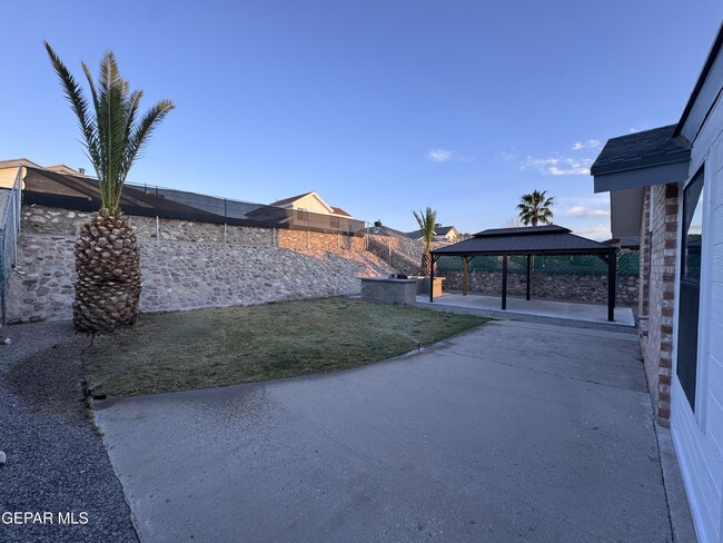 Building Photo - 1128 Will Rand Dr