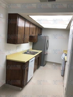 Building Photo - Modesto 3 Bedroom 2 Bath Home