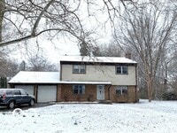 Building Photo - 503 W 46th St
