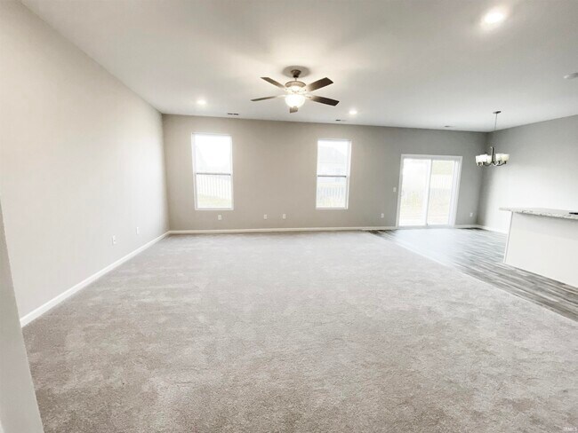 Building Photo - 3599 Canal Square Dr