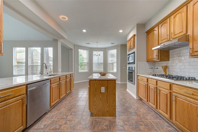 Building Photo - 11706 Canyon Breeze Dr
