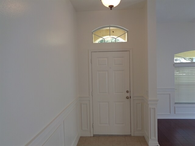 Building Photo - 7752 Blue Spring Dr