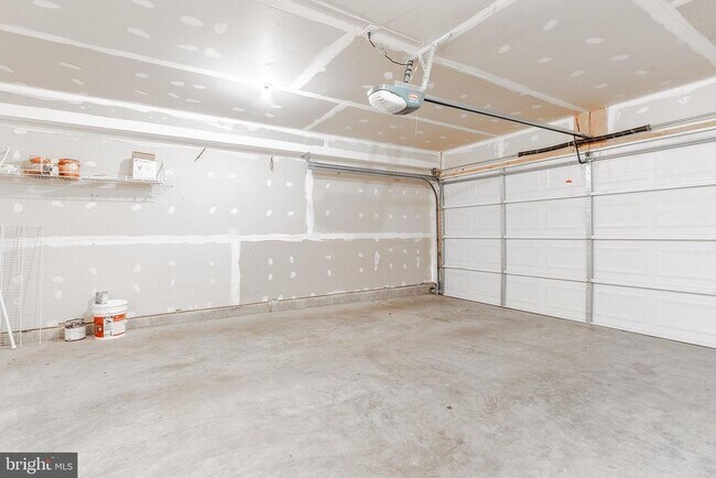 Building Photo - 15675 William Bayliss Ct