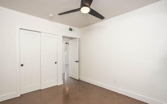 Building Photo - Biltmore District Luxury – 3 month leases avaialble 2,795.00